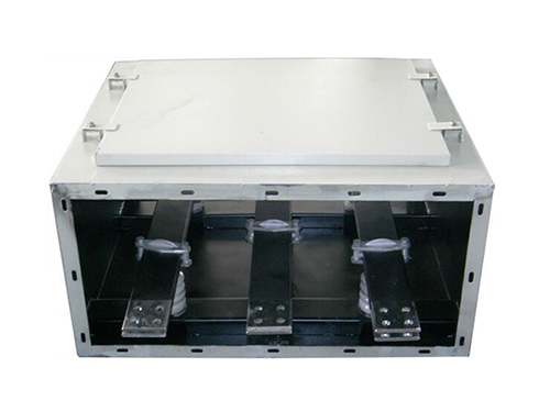 高压共线母线槽